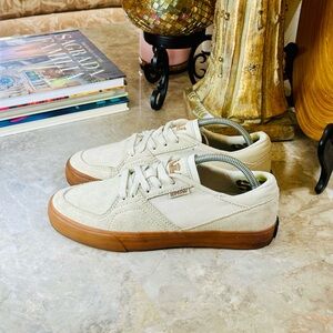 Supra Men Sz 8.5 Skateboard Sneaker Beige Gum Brown Lace Suede Shoes